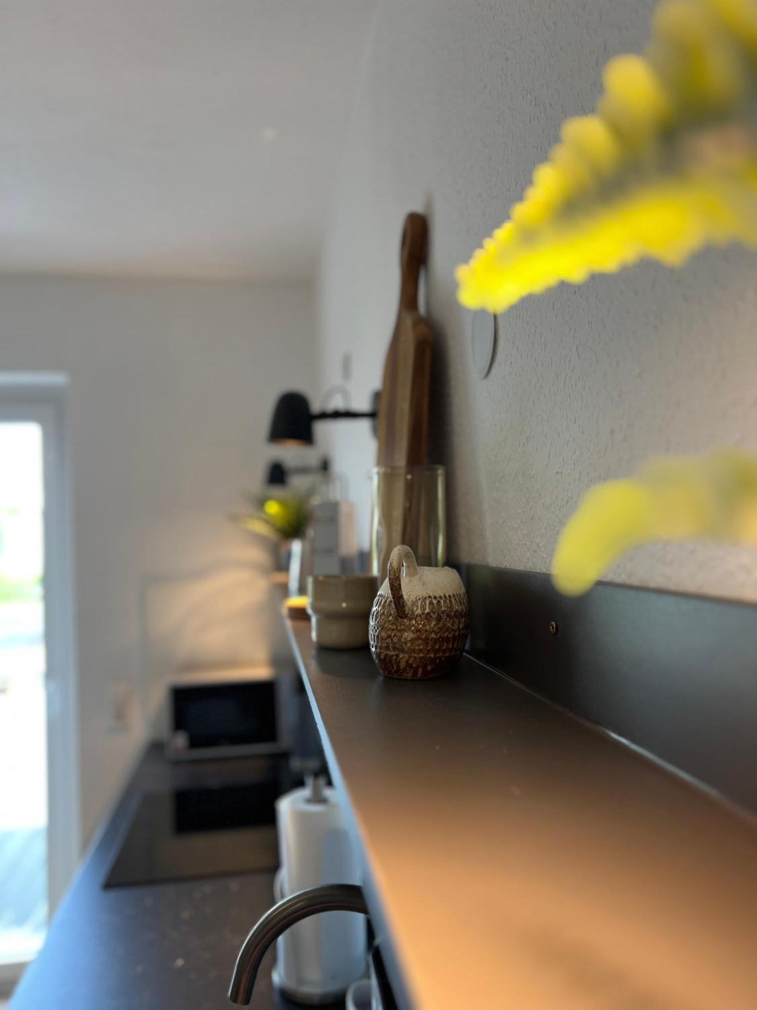 Bright Elzer Strasse Apartment Hildesheim Exterior foto